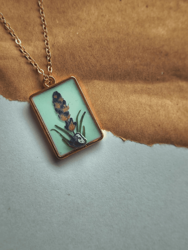 Preserved Floral Necklace with Amethyst 
