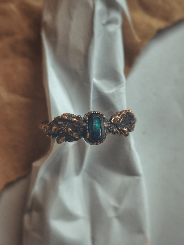 Doc Beetle & leaf Copper Ring