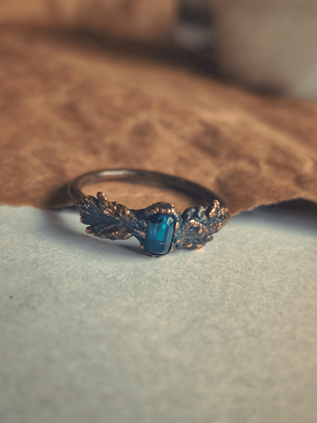 Doc Beetle & leaf Copper Ring